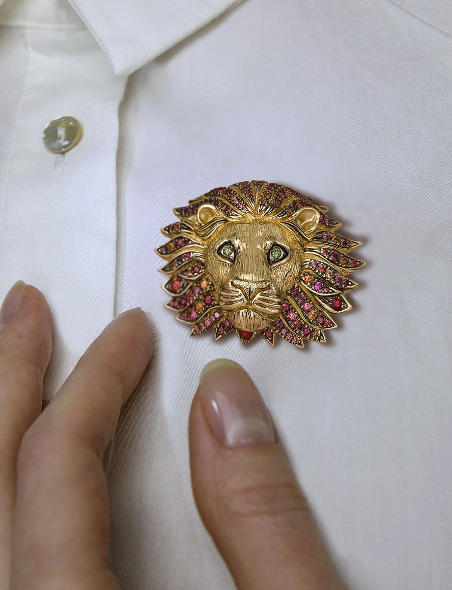 BROOCHE LEO